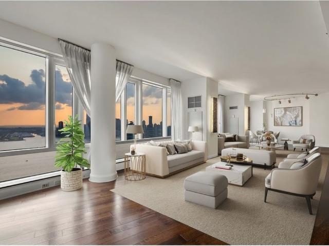 Apartment for sale in Arverne, New York