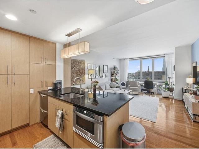 Apartment for sale in Arverne, New York