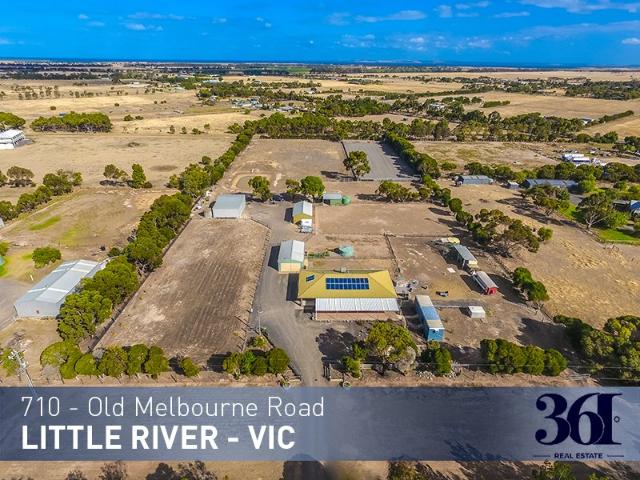 Cottage for sale in Little River, Victoria