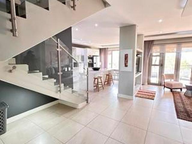 Townhouse for rent in Alexandra, Gauteng