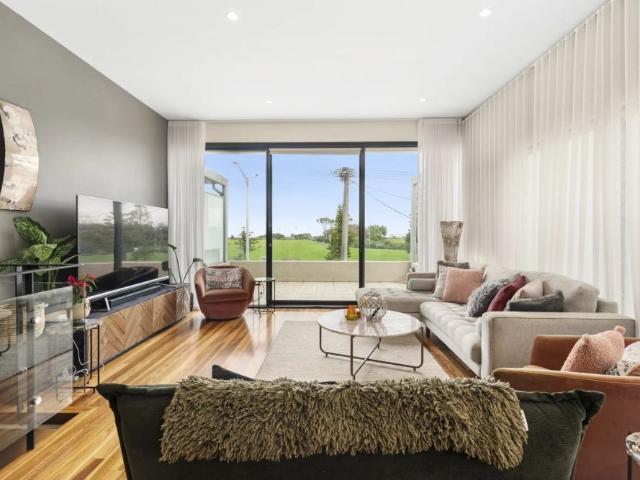 Townhouse for rent in Camerons Creek, Victoria