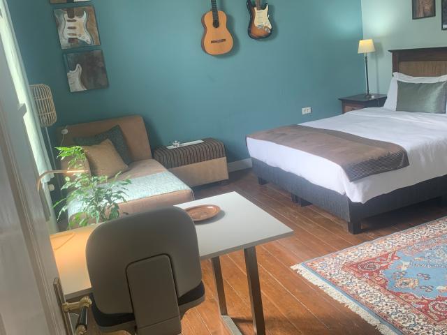 Studio te huur in Wittem, Partij