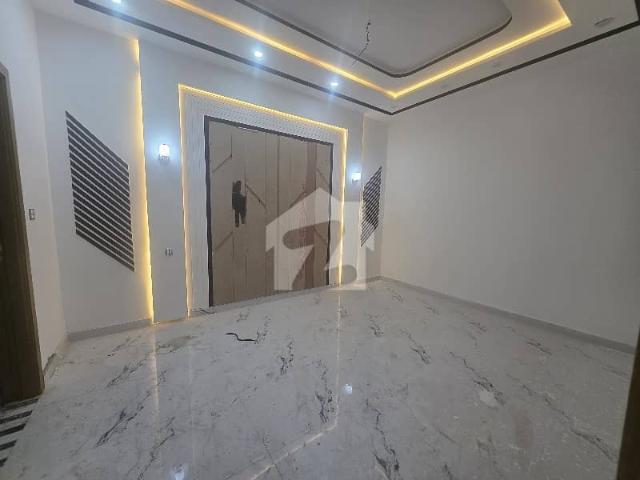 House for sale in Faisalabad, Islamabad Capital Territory
