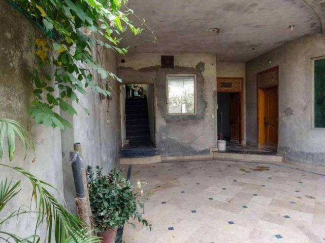House for sale in نیاز بیگ, لاہور