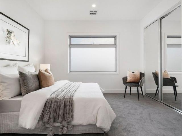 Townhouse for sale in Edithvale