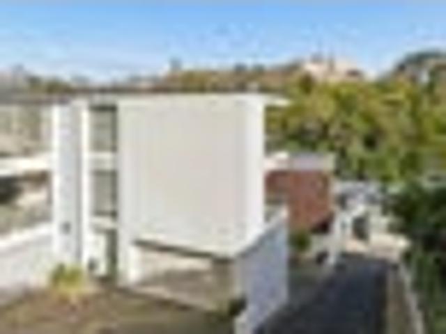 House for sale in Auckland, Oroua County