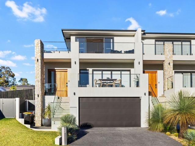 Duplex for rent in Sydney, New South Wales