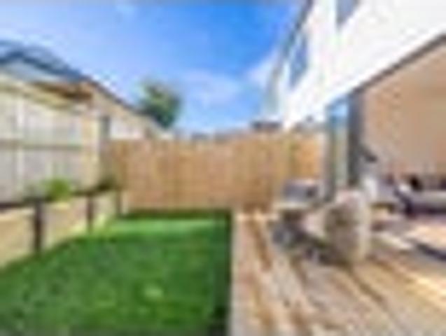 Townhouse for sale
