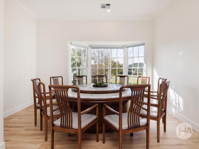 Cottage for sale in Camerons Creek, Victoria