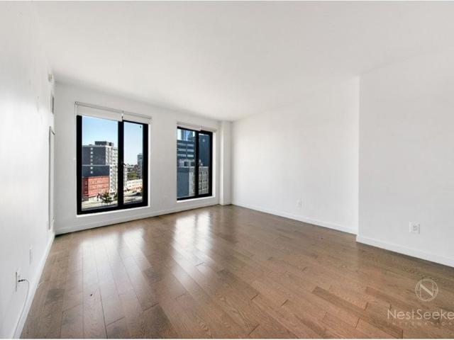 House for rent in Queens, Arverne
