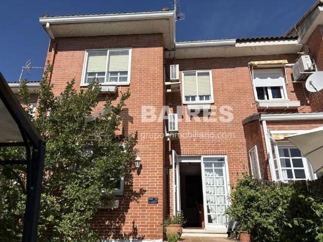 Casa en alquiler en Mocha Chica, Villanueva De La Cañada