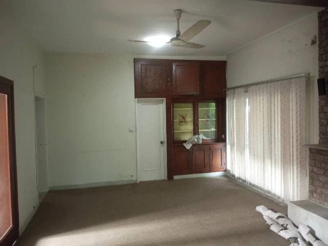 House for rent in F-6/1, بلیو ایریا