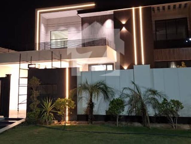 House for sale in Faisalabad, Islamabad Capital Territory