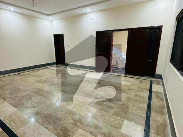 House for sale in Faisalabad, Islamabad Capital Territory