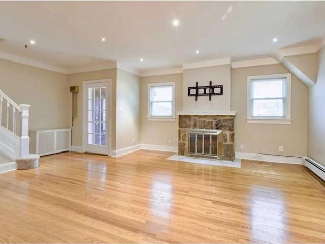 House for sale in Rego Park House for sale in Rego Park