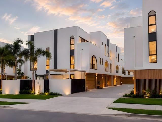 Townhouse for sale in Fernbrook, Queensland