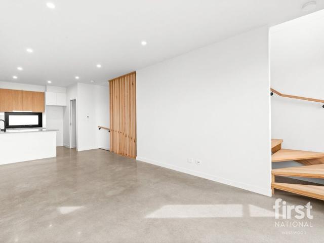 Townhouse for rent in Camerons Creek, Victoria