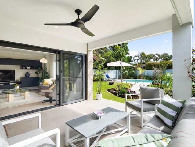 House for sale in Surfers Paradise, Gold Coast City