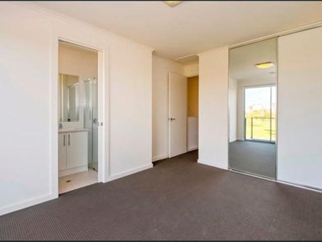 Townhouse for rent in Horseshoe Creek, South Australia