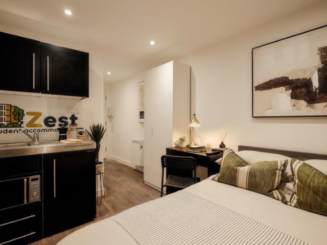 Studio for rent in Filton, South Gloucestershire