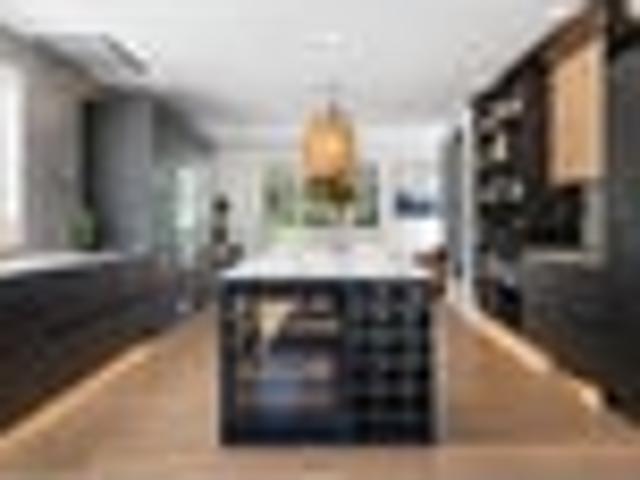 House for sale in Chaslands, Canterbury