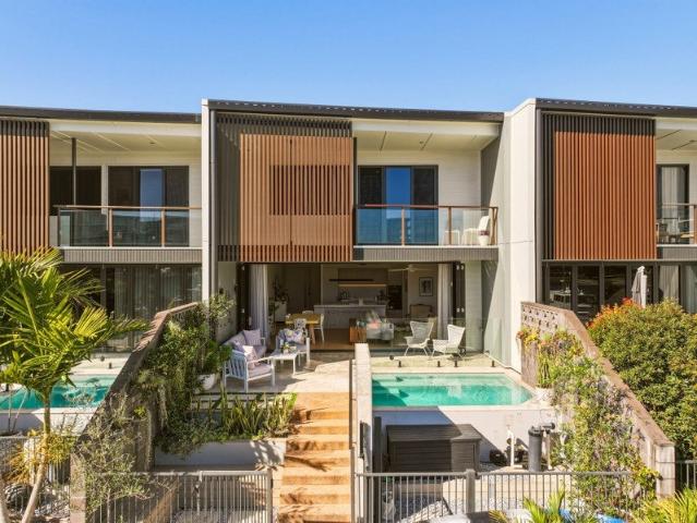 Townhouse for sale in Toombul, Queensland