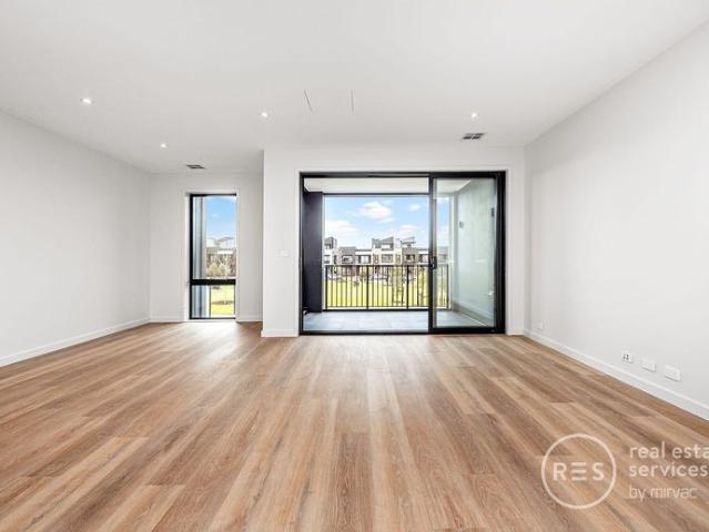 Townhouse for rent in Camerons Creek, Victoria