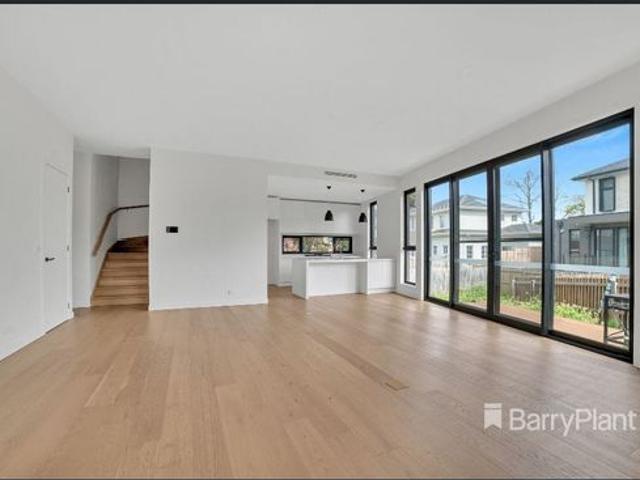 Townhouse for rent in Camerons Creek, Victoria