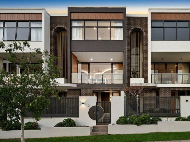 Townhouse for sale in Toombul, Queensland