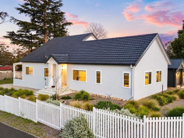 House for sale in Sydney, Blue Mountains City Council