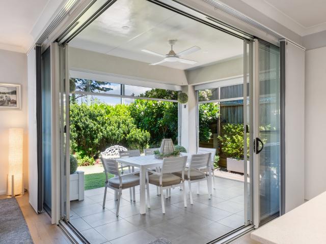 Villa for sale in Centenary Heights, Queensland