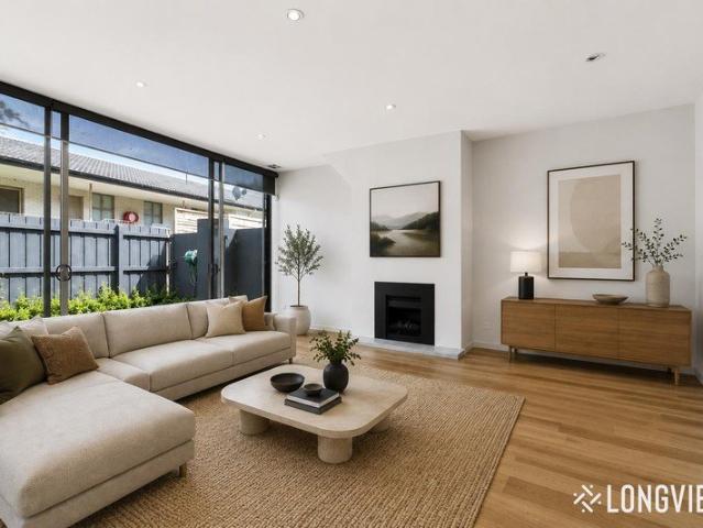 Townhouse for rent in Camerons Creek, Victoria