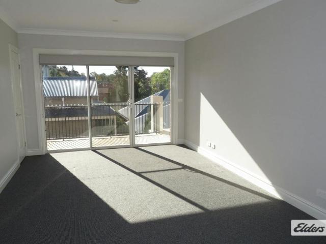 Apartment for rent in Bathurst