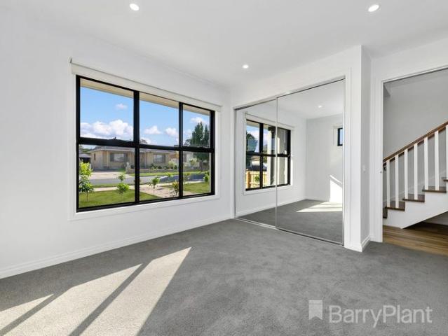 Townhouse for rent in Camerons Creek, Victoria