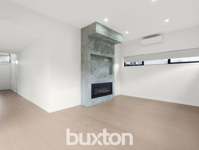 Townhouse for rent in Camerons Creek, Victoria