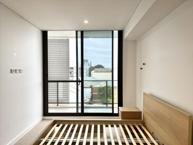 Apartment for rent in Cockburn, Western Australia