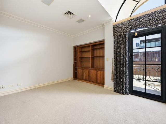 House for rent in Cockburn, Western Australia
