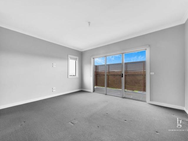 Townhouse for rent in Camerons Creek, Victoria