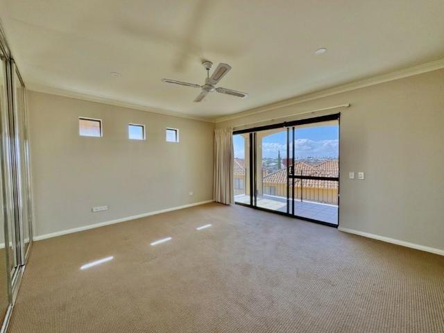 Townhouse for rent in Parklands, Western Australia