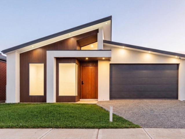 House for sale in Donnybrook, Melbourne