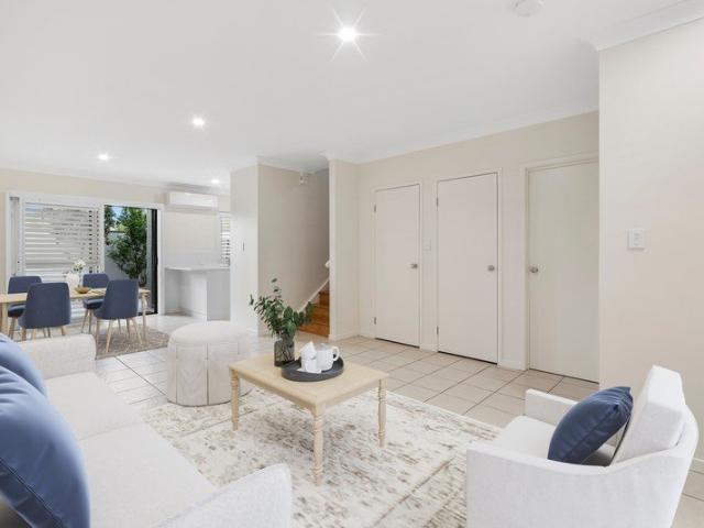 Apartment for rent in Toombul, Queensland