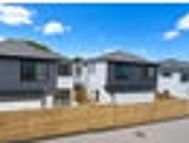 Townhouse for sale in One Tree Hill, Oroua County