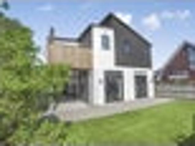 House for sale in Days Bay, Wellington