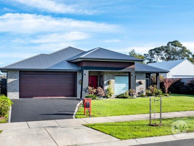 House for sale in Inverloch, Victoria