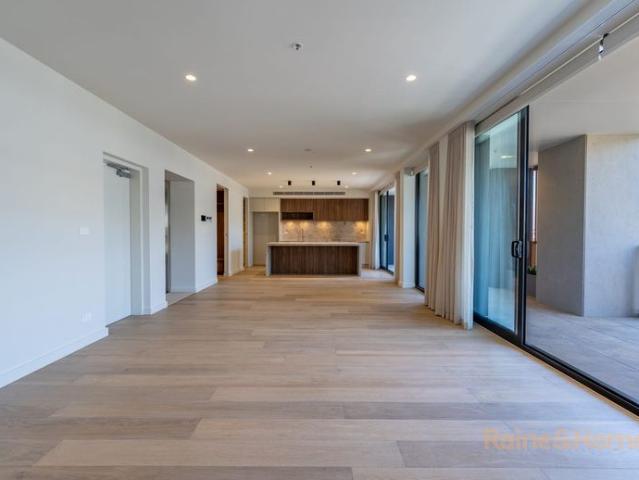 Townhouse for rent in Brunswick East, Melbourne