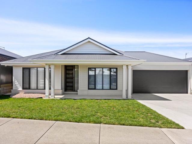 House for rent in Delacombe, Ballarat
