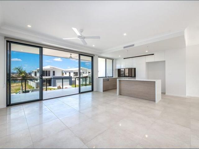 Townhouse for rent in Fernbrook, Queensland
