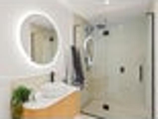 Townhouse for sale in Chaslands, Canterbury