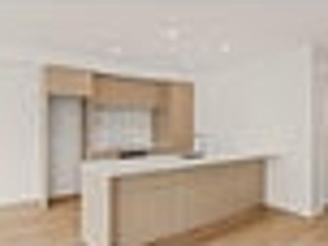 Townhouse for sale in Chaslands, Canterbury