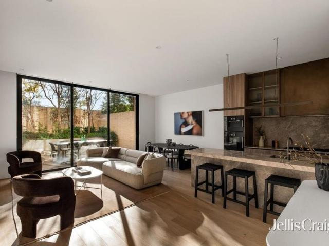 Townhouse for rent in Kew, Melbourne